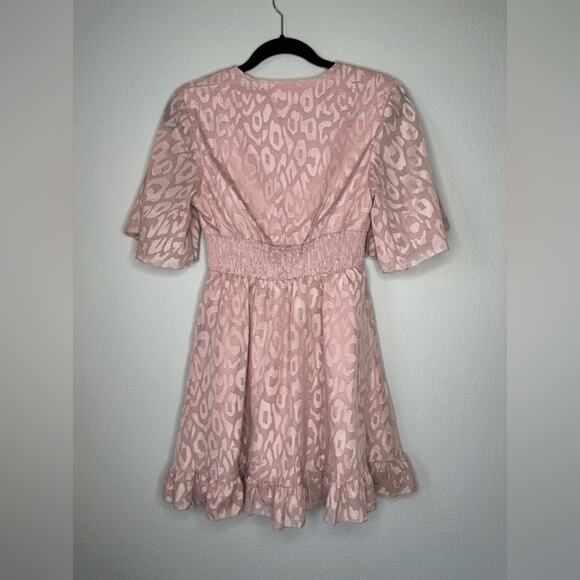 Cute Leopard Print Empire Waist Ruched Flutter Sleeve Mini Dress Pink Size XS - Picture 6 of 8